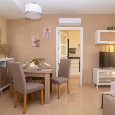 Casa Adrian Ivan Luxury Homes 5ªplta Sur 1ªlinea Appartement *